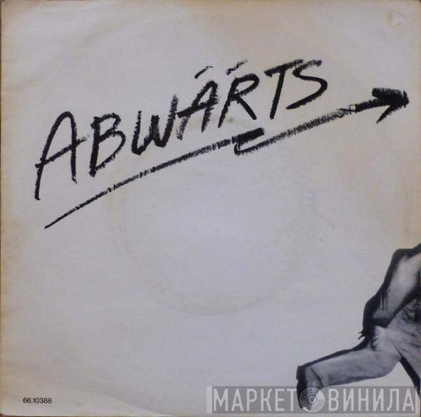  Abwärts  - Computerstaat