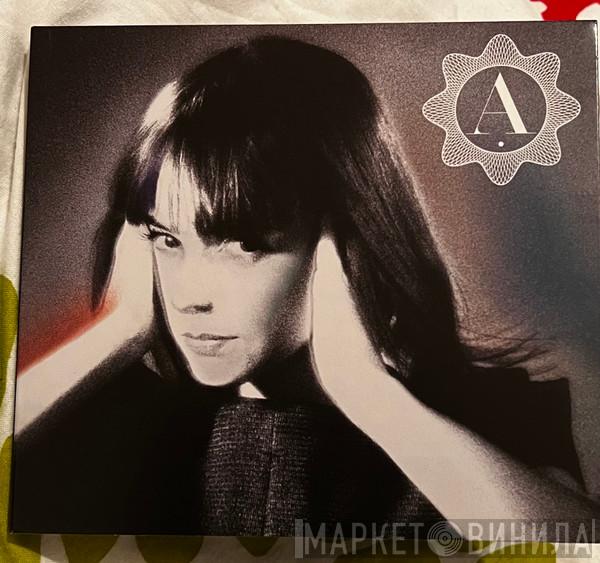  Alizée  - Une Enfant Du Siècle
