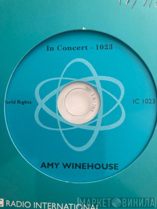  Amy Winehouse  - Glastonbury 2007- IC 1023