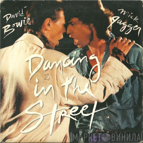 And David Bowie  Mick Jagger  - Dancing In The Street