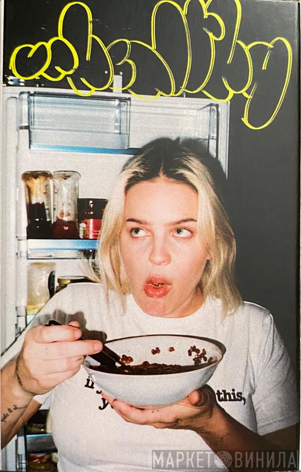  Anne-Marie  - UNHEALTHY