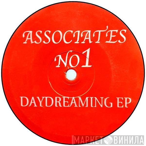  - Associates No 1 – Daydreaming EP