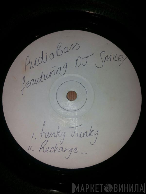 Audio Bass, DJ Smiley - Untitled