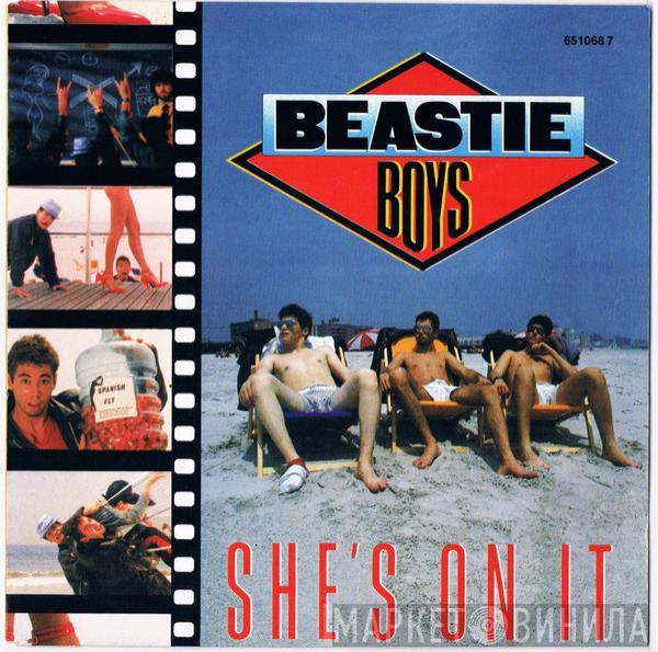  Beastie Boys  - She's On It