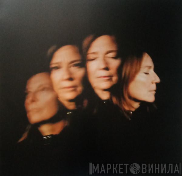 Beth Gibbons - Lives Outgrown
