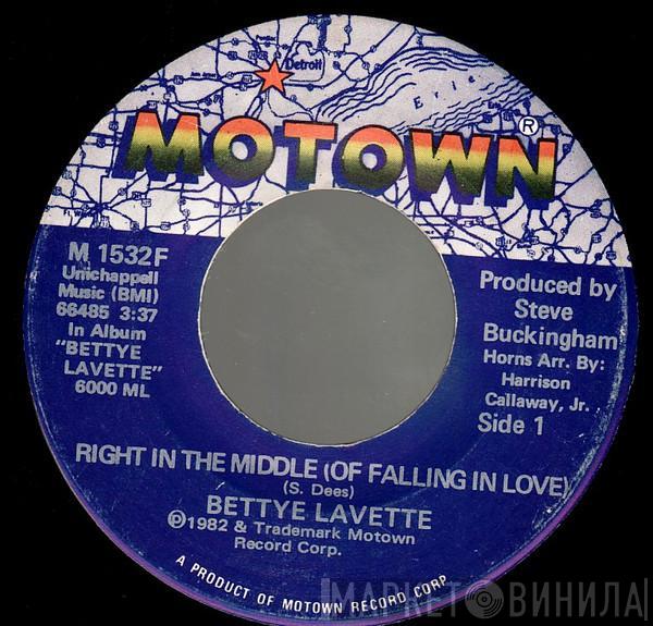 Bettye Lavette - Right In The Middle (Of Falling In Love)