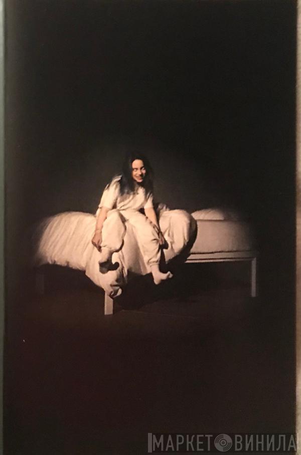  Billie Eilish  - When We All Fall Asleep, Where Do We Go?