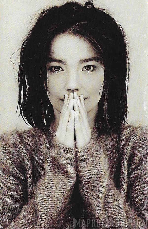  Björk  - Debut