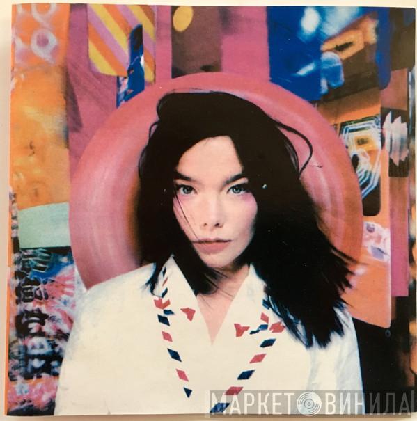  Björk  - Post