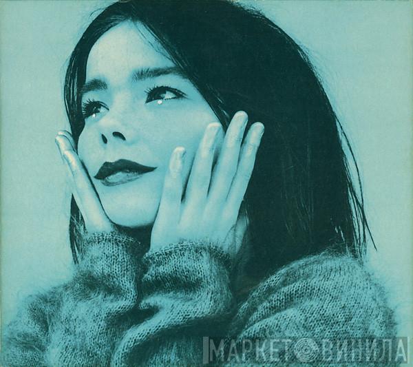  Björk  - Venus As A Boy