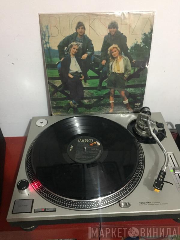  Bucks Fizz  - Bucks Fizz