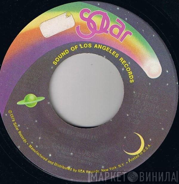 Carrie Lucas - Keep Smilin'