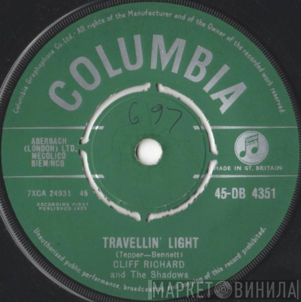  Cliff Richard & The Shadows  - Travellin' Light / Dynamite