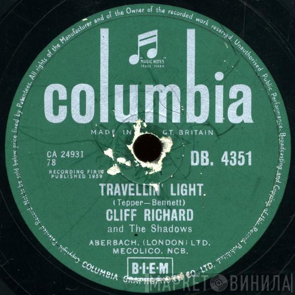  Cliff Richard & The Shadows  - Travellin' Light / Dynamite