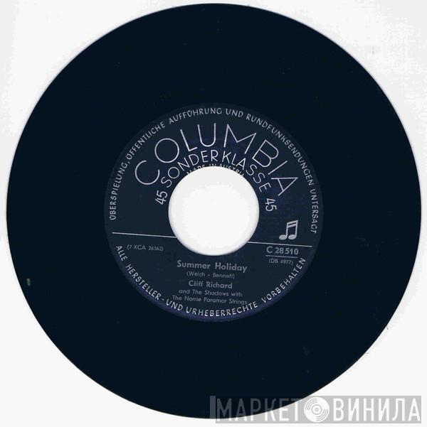  Cliff Richard & The Shadows  - Summer Holiday