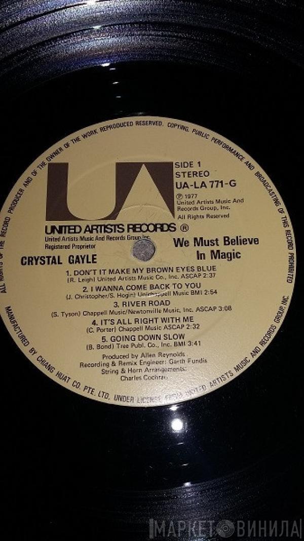 Crystal Gayle  - We Must Believe In Magic