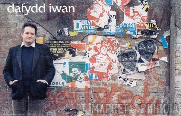 Dafydd Iwan - Dal I Gredu