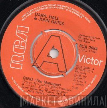 Daryl Hall & John Oates - Gino (The Manager)