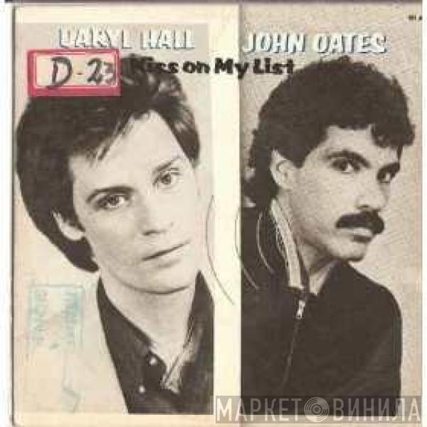  Daryl Hall & John Oates  - Kiss On My List