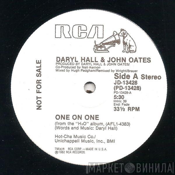  Daryl Hall & John Oates  - One On One