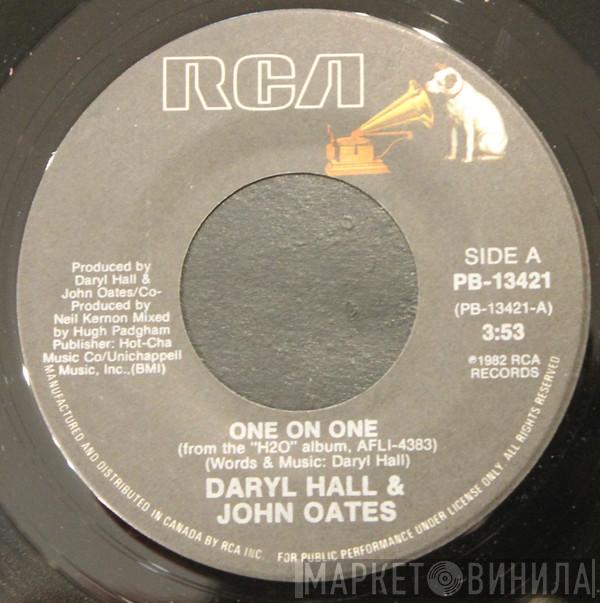  Daryl Hall & John Oates  - One On One