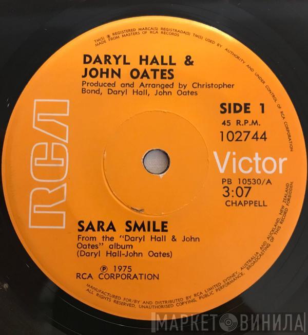  Daryl Hall & John Oates  - Sara Smile