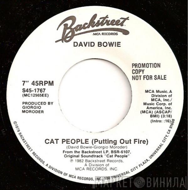  David Bowie  - Cat People (Putting Out Fire)