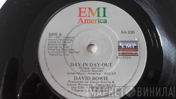  David Bowie  - Day-In Day-Out