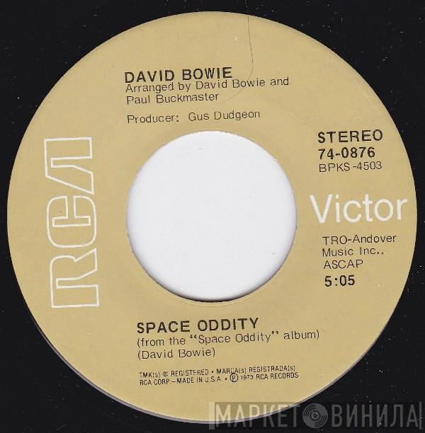  David Bowie  - Space Oddity