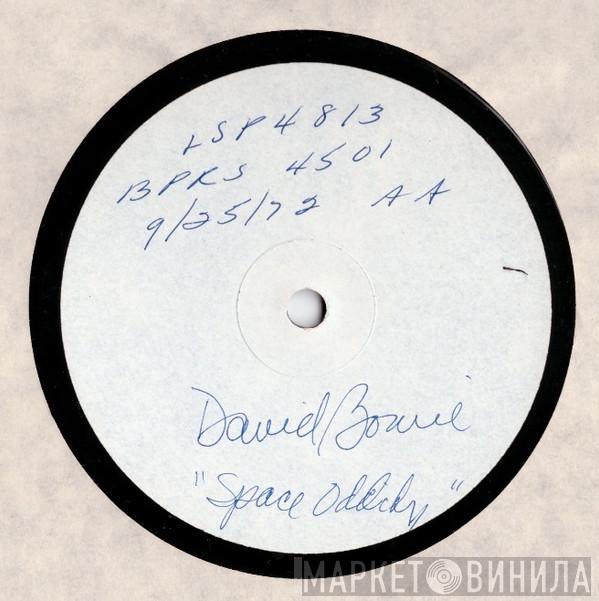  David Bowie  - Space Oddity