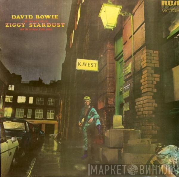 David Bowie - The Rise And Fall Of Ziggy Stardust And The Spiders From Mars