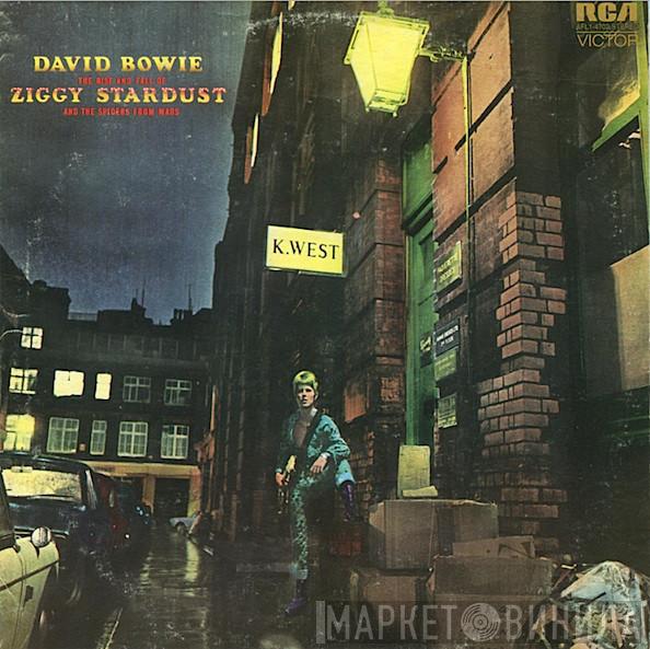  David Bowie  - The Rise And Fall Of Ziggy Stardust And The Spiders From Mars