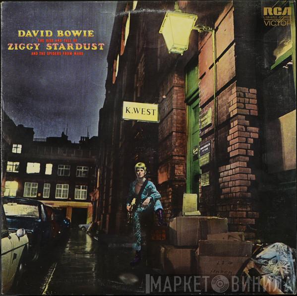David Bowie - The Rise And Fall Of Ziggy Stardust And The Spiders From Mars