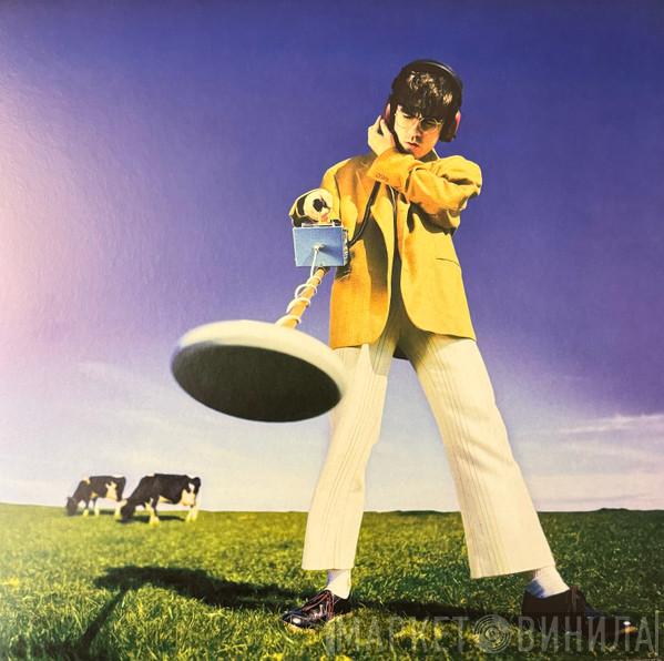 Declan McKenna - What Happened to the Beach?