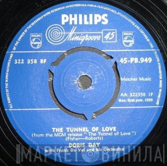 Doris Day, Frank De Vol And His Orchestra - The Tunnel Of Love