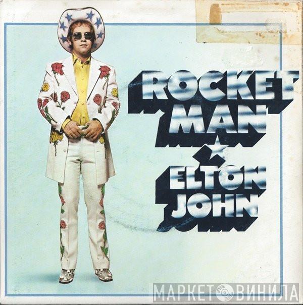  Elton John  - Rocket Man (I Think It's Going To Be A Long, Long Time)