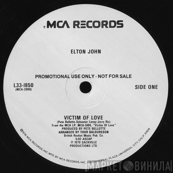  Elton John  - Victim Of Love