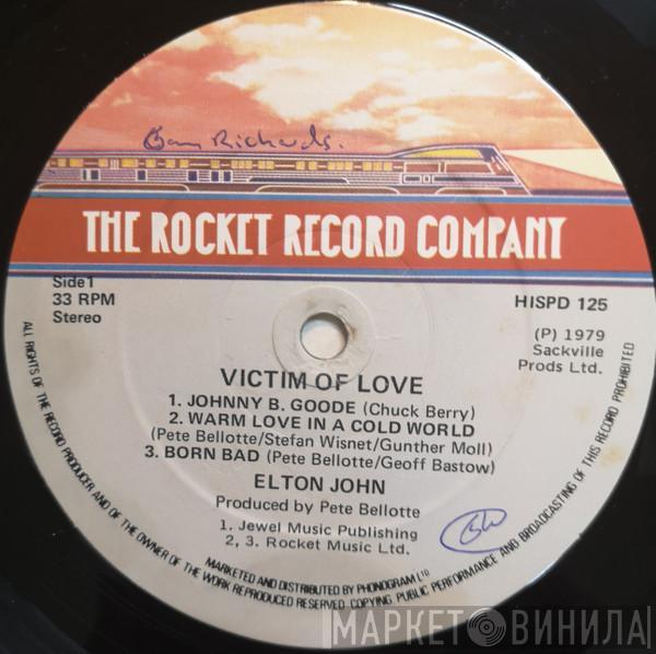  Elton John  - Victim Of Love