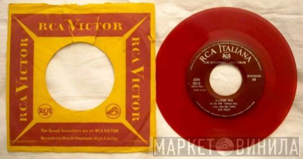  Elvis Presley  - Jailhouse Rock / Treat Me Nice