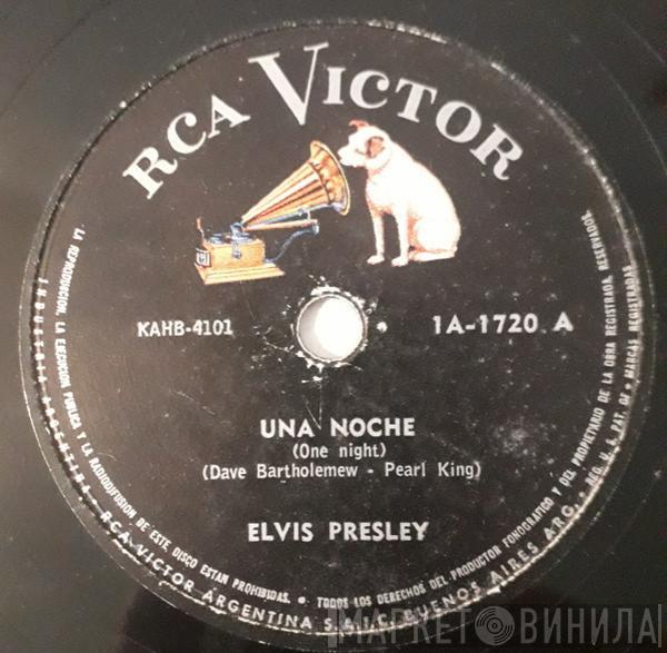  Elvis Presley  - Una Noche = One Night  / Me Picaron = I Got Stung