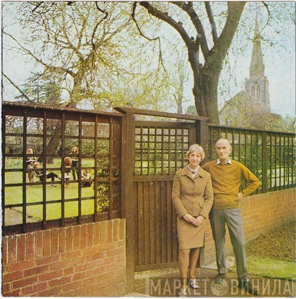  Fairport Convention  - Unhalfbricking