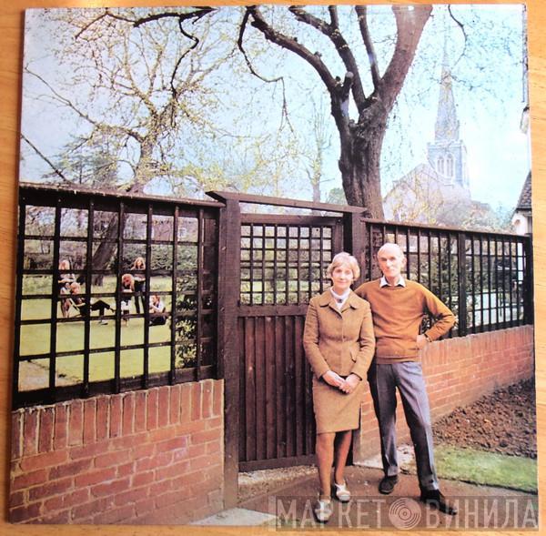  Fairport Convention  - Unhalfbricking