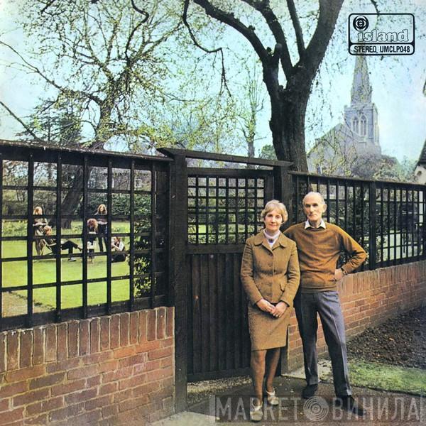  Fairport Convention  - Unhalfbricking