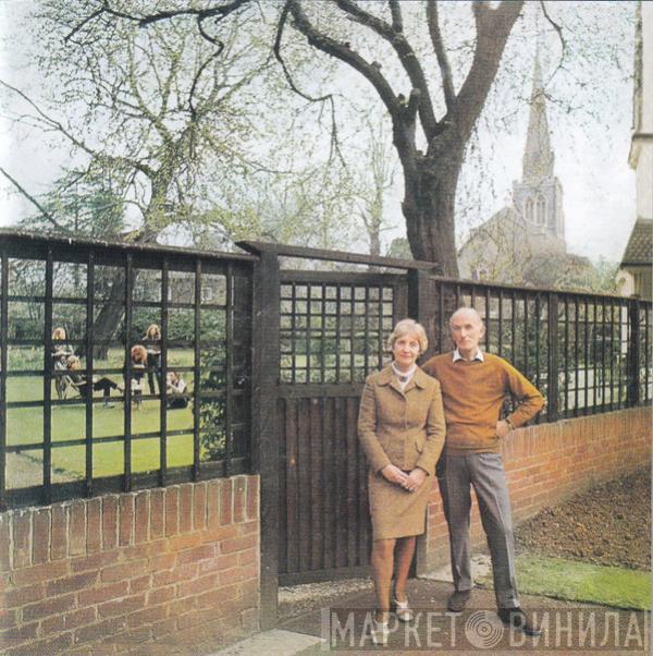  Fairport Convention  - Unhalfbricking