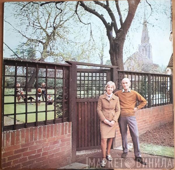  Fairport Convention  - Unhalfbricking