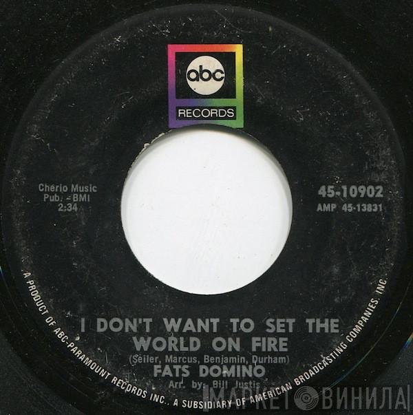 Fats Domino - I Don't Want To Set The World On Fire / I'm Livin' Right