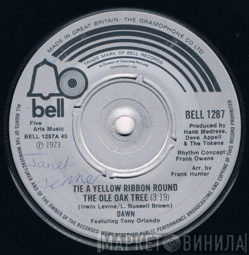 Featuring Dawn   Tony Orlando  - Tie A Yellow Ribbon Round The Ole Oak Tree