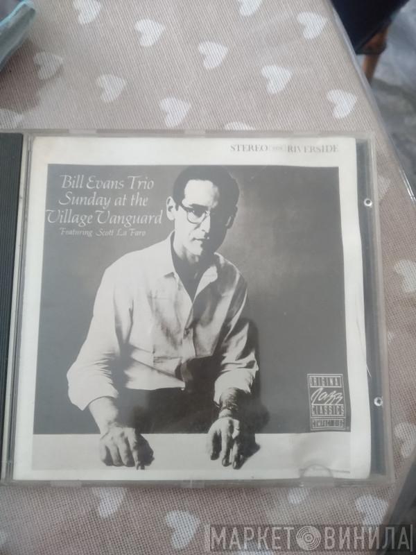 Featuring The Bill Evans Trio  Scott LaFaro  - Sunday At The Village Vanguard