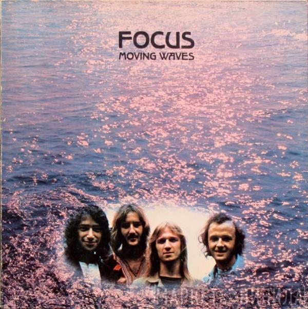 Focus  - Moving Waves