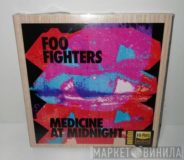  Foo Fighters  - Medicine At Midnight